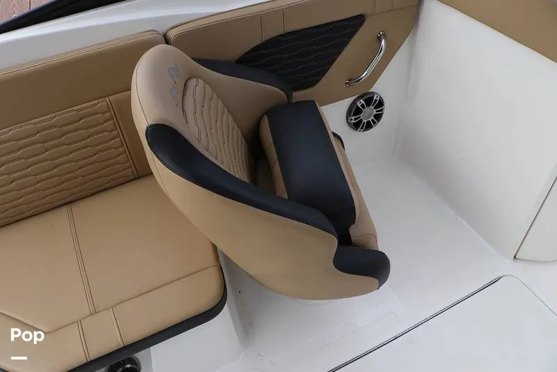 Slide: The Image of Sea Ray SPX 230 2024 - 16143296