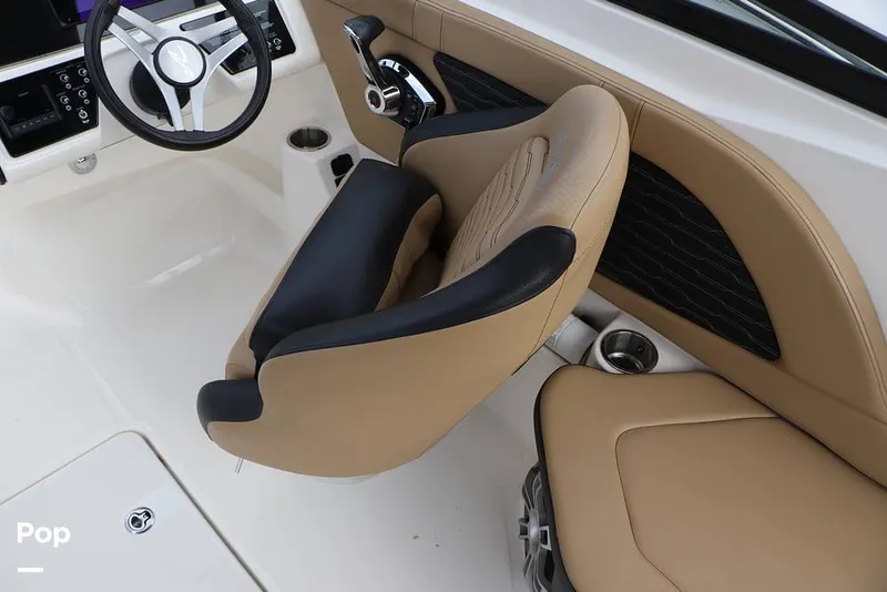 Slide: The Image of Sea Ray SPX 230 2024 - 16143297