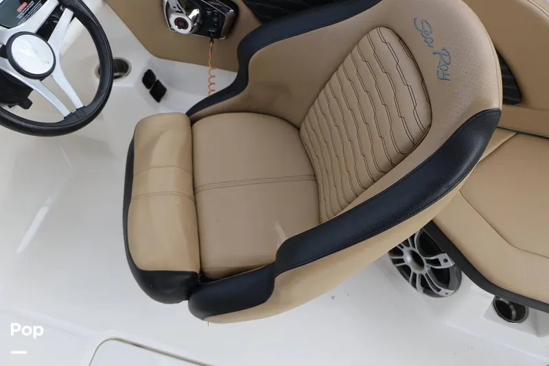 Slide: The Image of Sea Ray SPX 230 2024 - 16143299