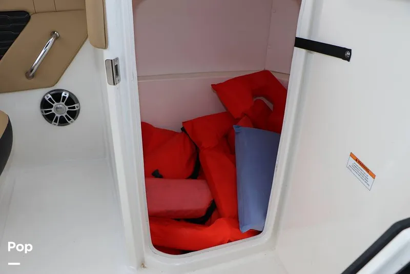 Slide: The Image of Sea Ray SPX 230 2024 - 16143305