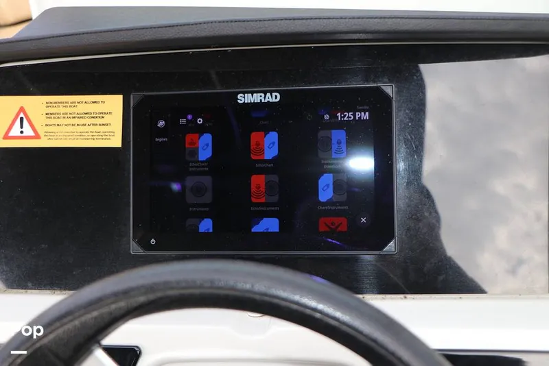 Slide: The Image of Sea Ray SPX 230 2024 - 16143309