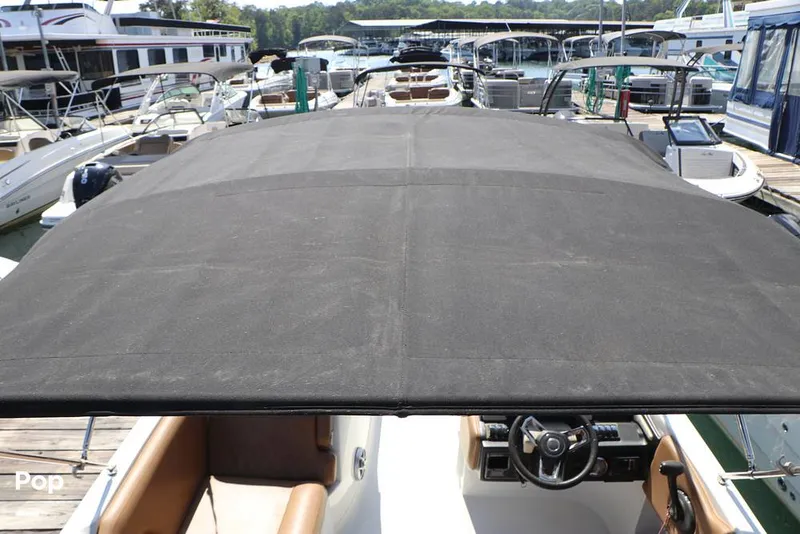 Slide: The Image of Crownline Boats E225 XS 2023 - 16368690