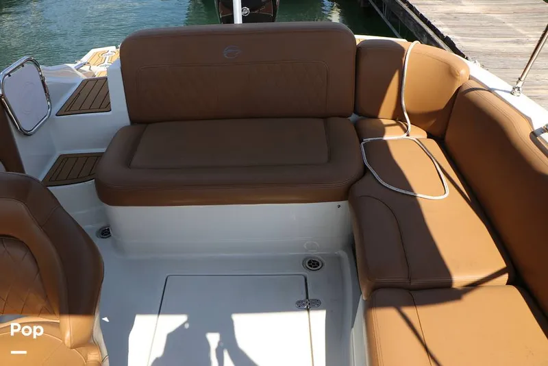 Slide: The Image of Crownline Boats E225 XS 2023 - 16368691