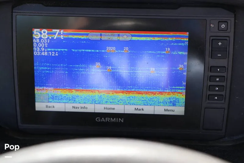 Slide: The Image of Crownline Boats E225 XS 2023 - 16368729