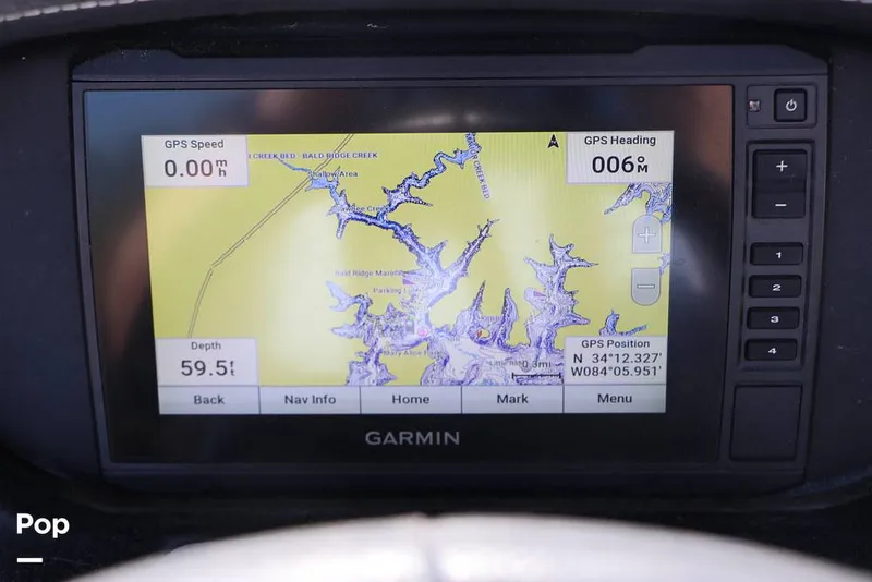 Slide: The Image of Crownline Boats E225 XS 2023 - 16368734