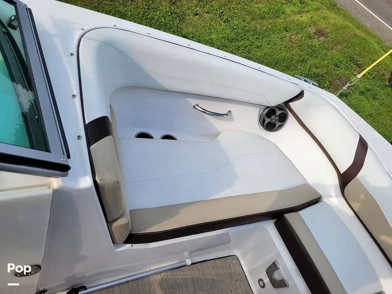 Slide: The Image of Regal 22 Fasdeck 2016 - 16125257