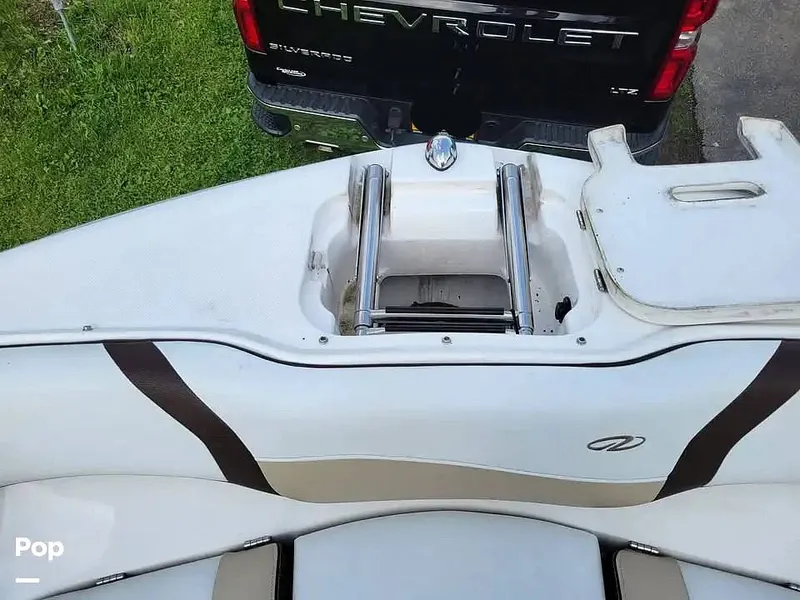 Slide: The Image of Regal 22 Fasdeck 2016 - 16147621