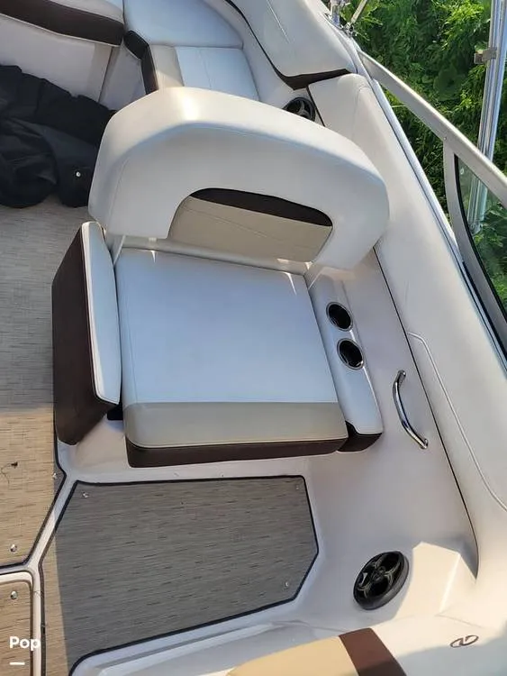 Slide: The Image of Regal 22 Fasdeck 2016 - 16125270