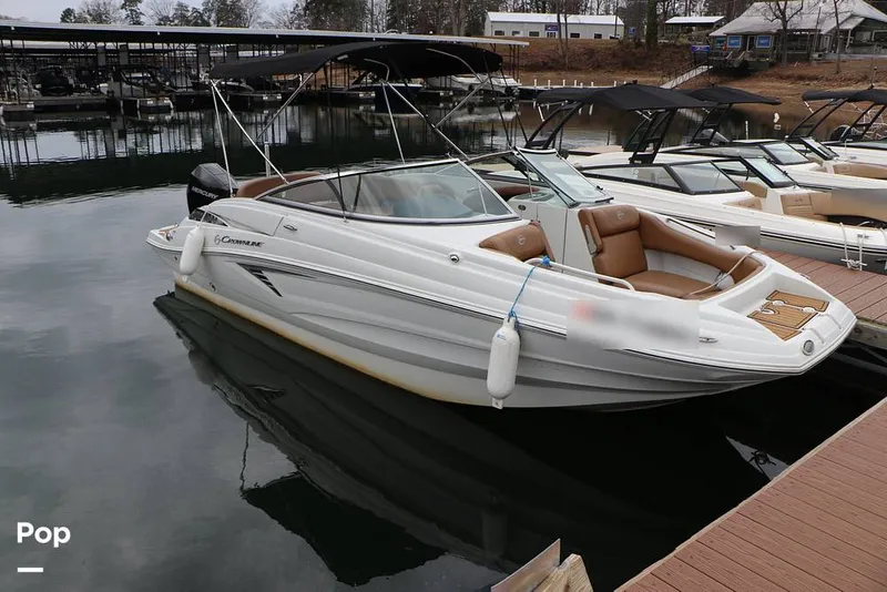 Slide: The Image of Crownline Boats E235 XS 2023 - 16143081