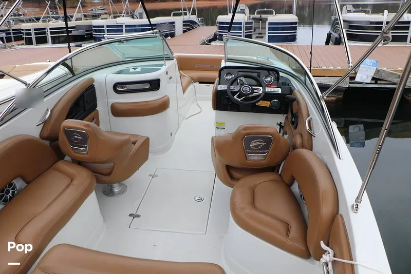 Slide: The Image of Crownline Boats E235 XS 2023 - 16143099
