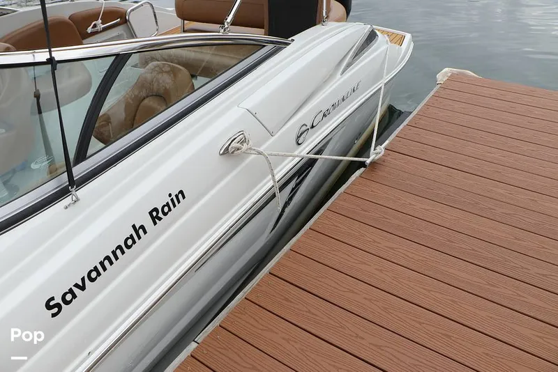 Slide: The Image of Crownline Boats E235 XS 2023 - 16143129