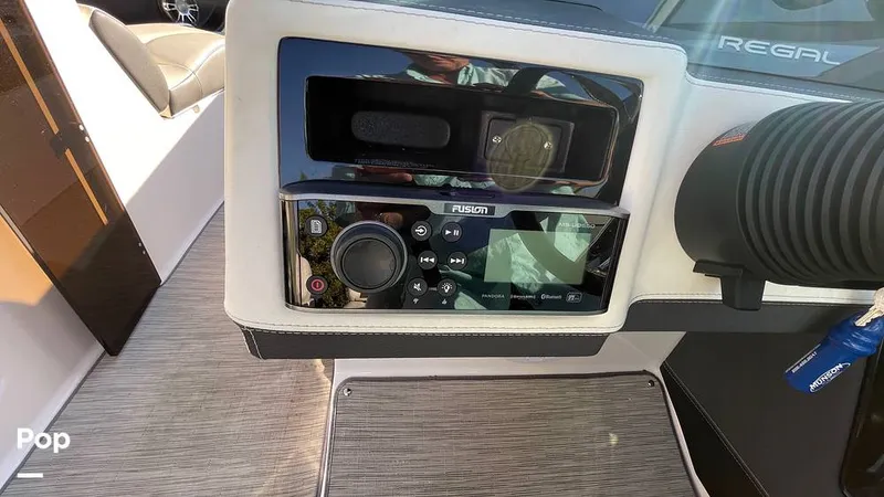 Slide: The Image of Regal 2300 2018 - 16154392