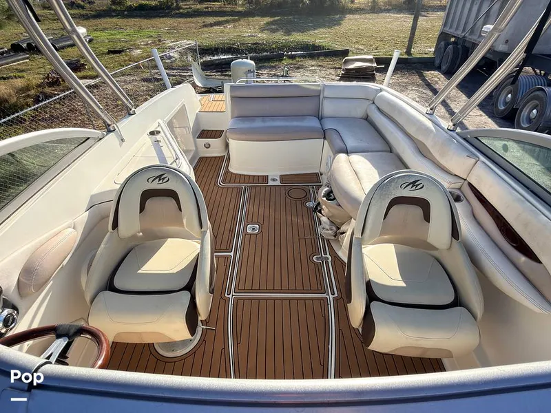 Slide: The Image of Monterey 248 LS Sport Boat 2007 - 16145810