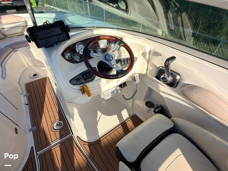 Slide: The Image of Monterey 248 LS Sport Boat 2007 - 16145834