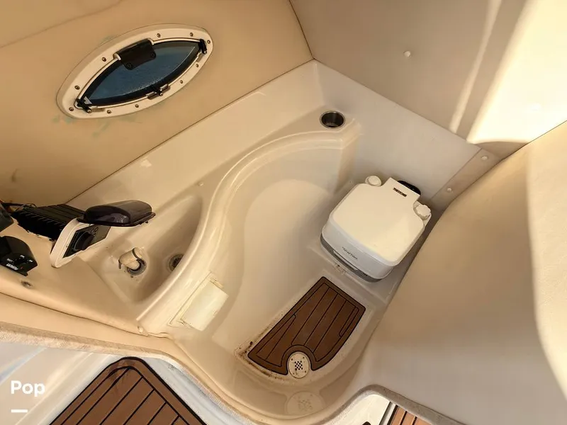 Slide: The Image of Monterey 248 LS Sport Boat 2007 - 16145848