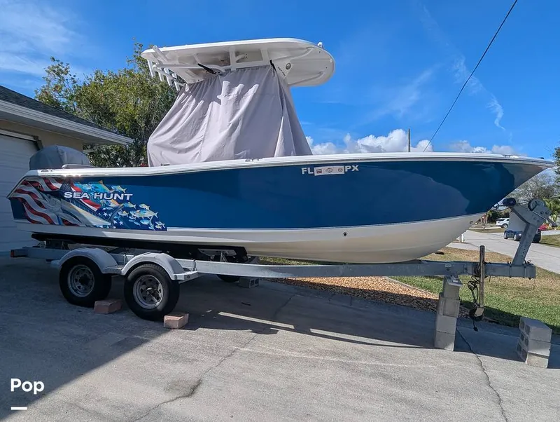 The Image of Sea Hunt Ultra 211 2015 - 16151867