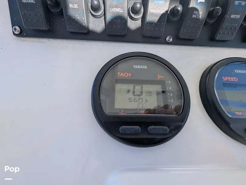 Slide: The Image of Sea Hunt Ultra 211 2015 - 16151878