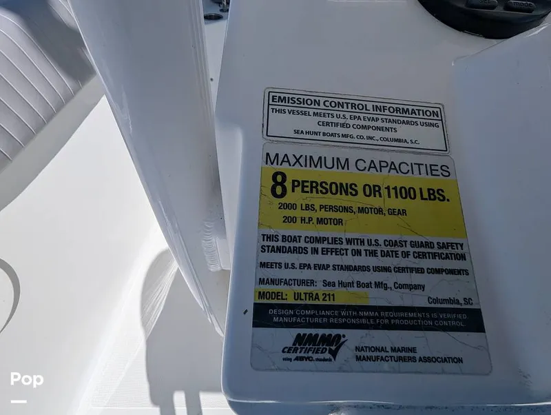 Slide: The Image of Sea Hunt Ultra 211 2015 - 16151883