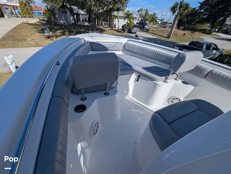 Slide: The Image of Sea Hunt Ultra 211 2015 - 16151888