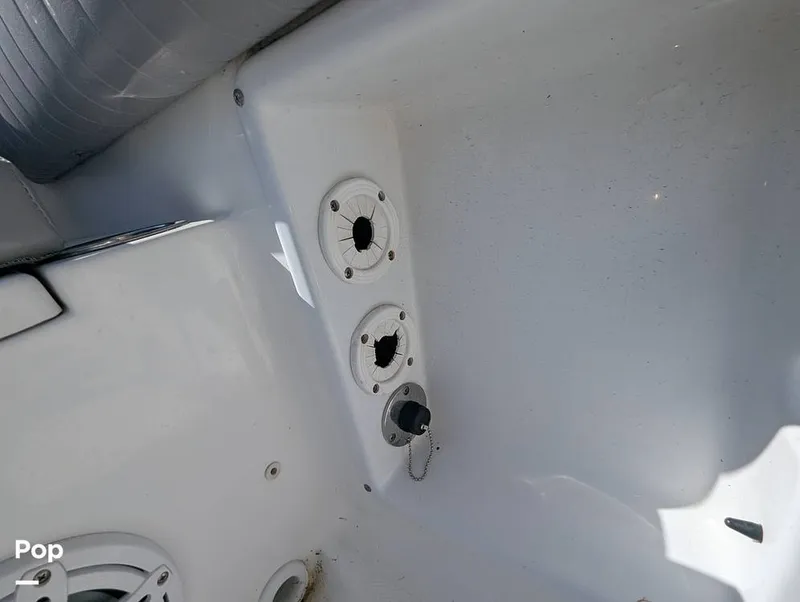 Slide: The Image of Sea Hunt Ultra 211 2015 - 16151899