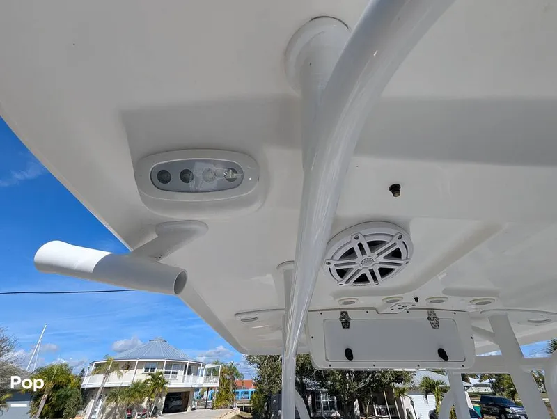 Slide: The Image of Sea Hunt Ultra 211 2015 - 16152077