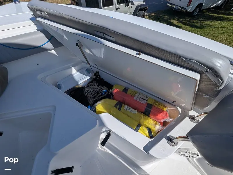 Slide: The Image of Sea Hunt Ultra 211 2015 - 16152093