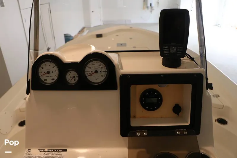 Slide: The Image of NauticStar 2200 Sport 2019 - 16157501