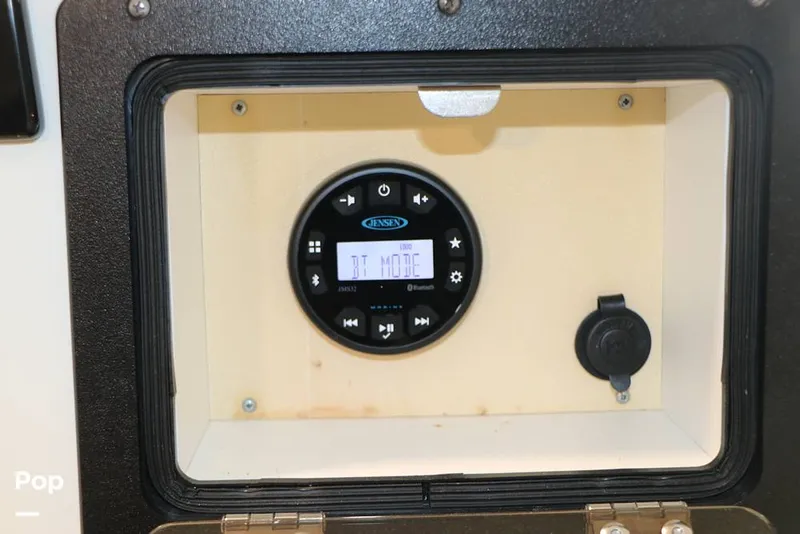 Slide: The Image of NauticStar 2200 Sport 2019 - 16157504