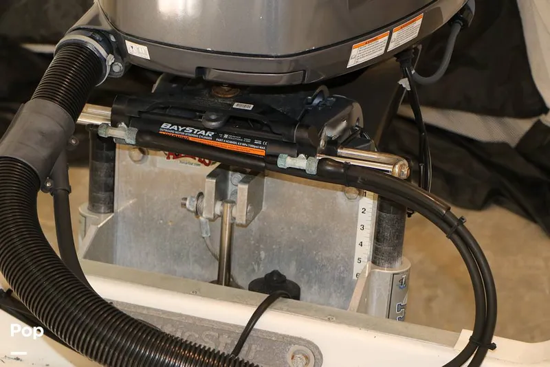 Slide: The Image of NauticStar 2200 Sport 2019 - 16157536