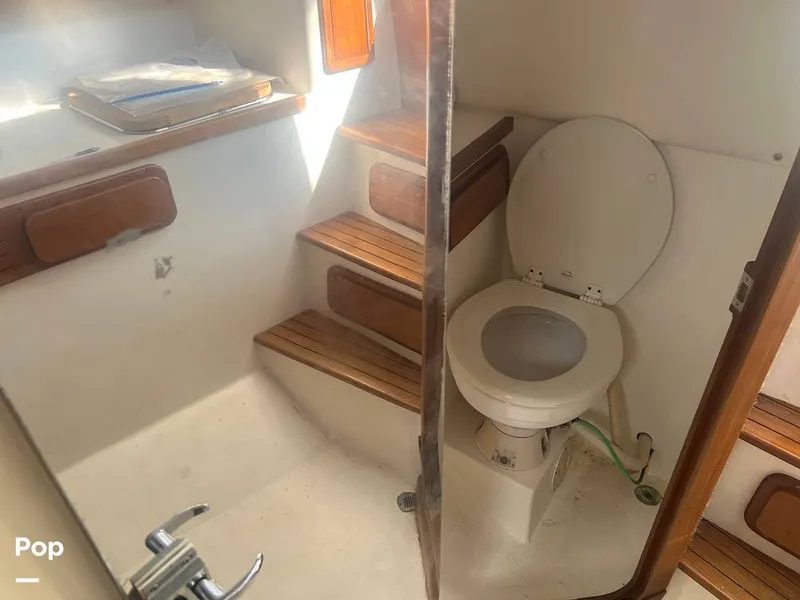 Slide: The Image of Contender 35 side console 1998 - 16202201