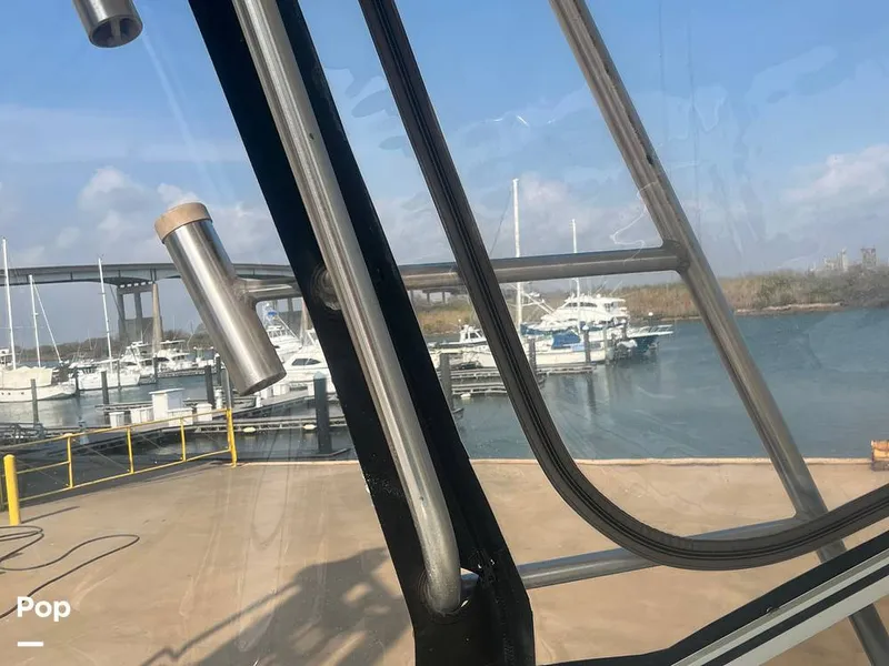 Slide: The Image of Contender 35 side console 1998 - 16202216