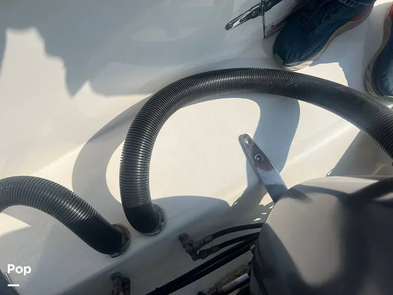 Slide: The Image of Contender 35 side console 1998 - 16202122