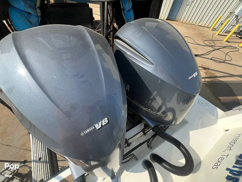 Slide: The Image of Contender 35 side console 1998 - 16202124