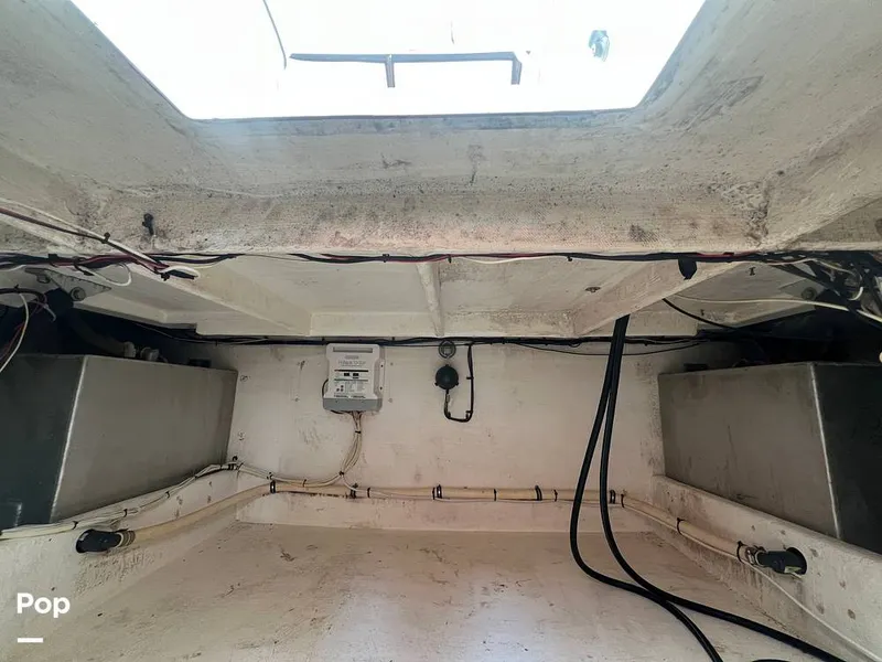 Slide: The Image of Contender 35 side console 1998 - 16202145