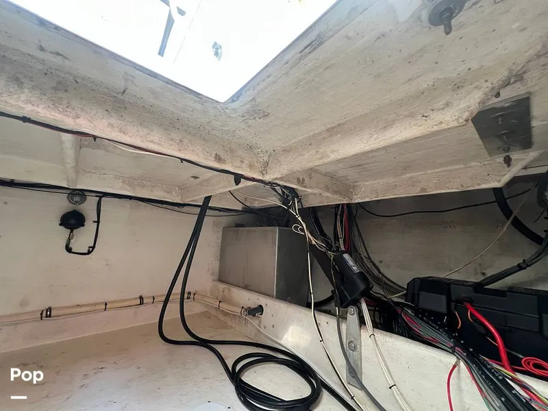 Slide: The Image of Contender 35 side console 1998 - 16202146