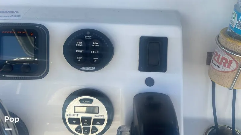 Slide: The Image of Trim Tab Controls / Stereo Remove - 16188620