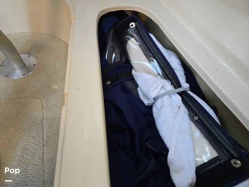 Slide: The Image of Regal 2565 2011 - 16209103