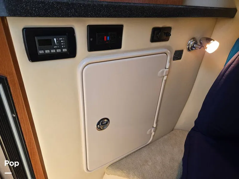 Slide: The Image of Regal 2565 2011 - 16209118