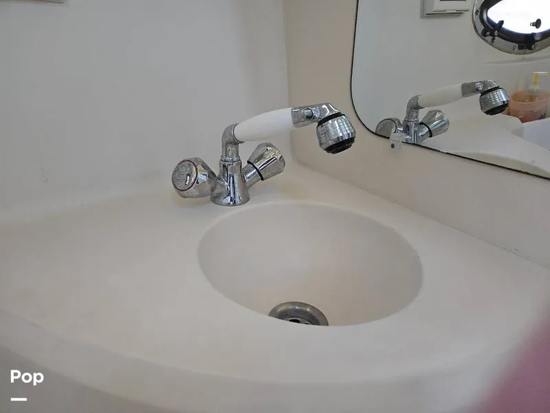 Slide: The Image of Regal 2565 2011 - 16209125