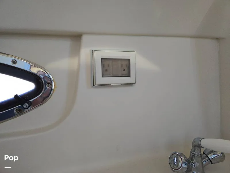 Slide: The Image of Regal 2565 2011 - 16209126