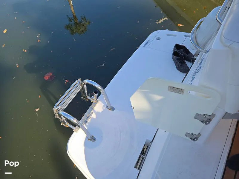 Slide: The Image of Regal 2565 2011 - 16209019