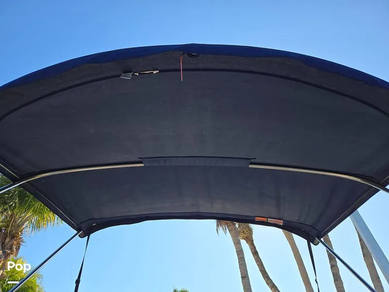 Slide: The Image of Regal 2565 2011 - 16209035