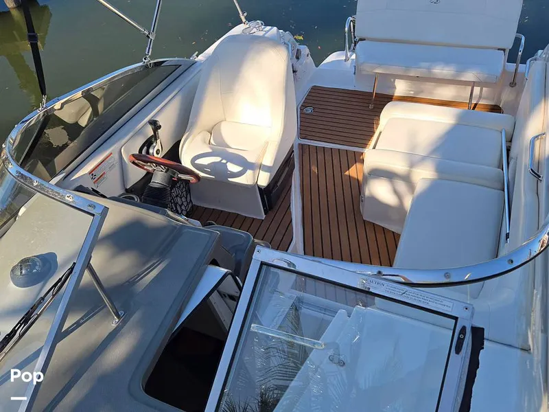 Slide: The Image of Regal 2565 2011 - 16209005