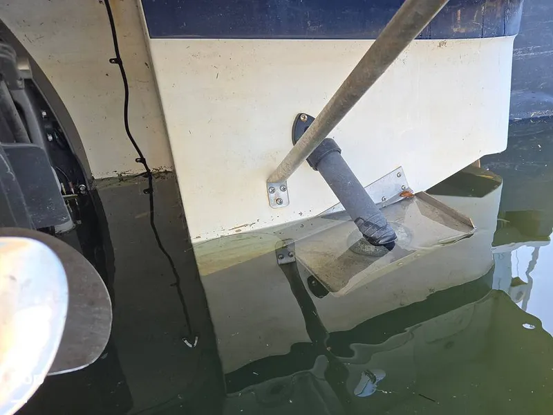 Slide: The Image of Regal 2565 2011 - 16209044