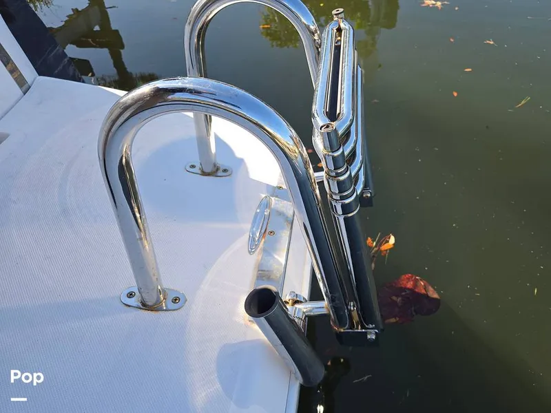 Slide: The Image of Regal 2565 2011 - 16209045