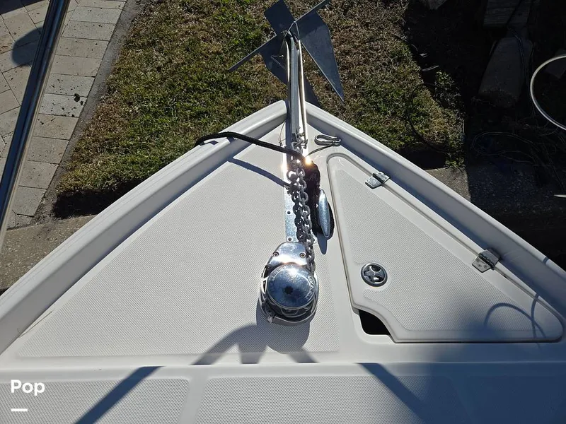 Slide: The Image of Regal 2565 2011 - 16209066