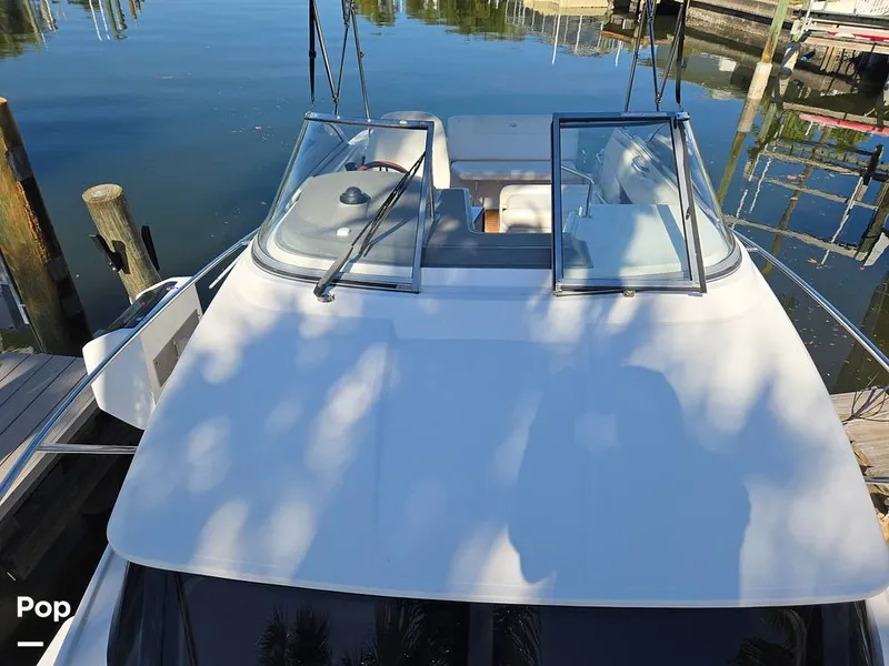 Slide: The Image of Regal 2565 2011 - 16209073