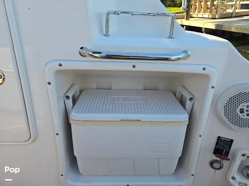 Slide: The Image of Regal 2565 2011 - 16209075