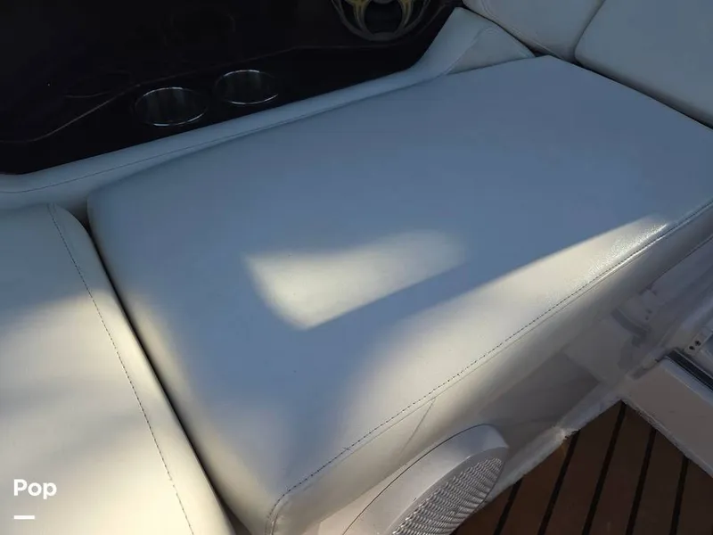 Slide: The Image of Regal 2565 2011 - 16209083