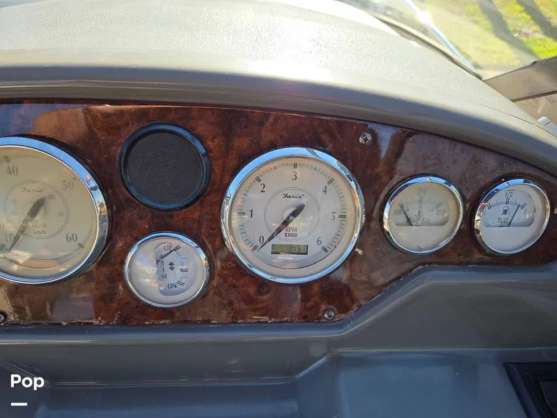 Slide: The Image of Regal 2565 2011 - 16209087